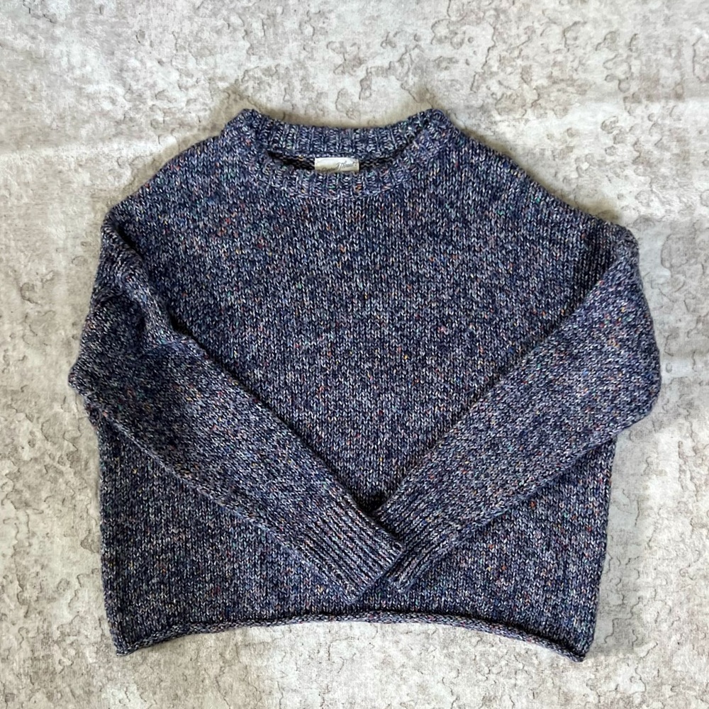Universal Thread Blue and Gray Crew Neck Sweater